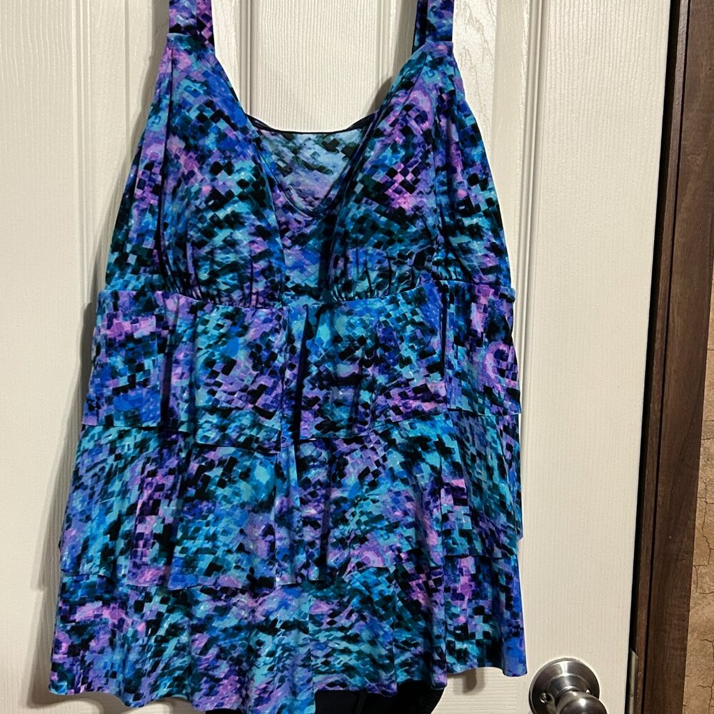 Croft & Barrow Baby-Doll 18W Swimsuit. (1218)